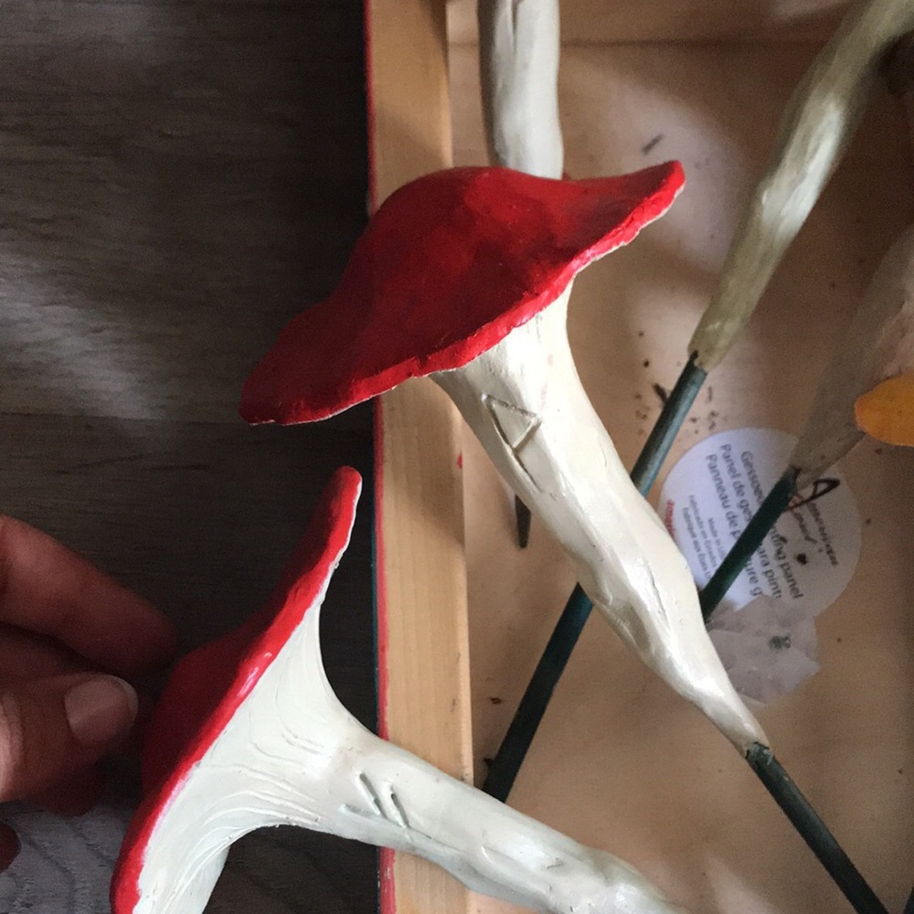[1] HANDMADE MUSHROOM GARDEN STAKE! 🍄 Bundle & chat - Picture 13 of 14